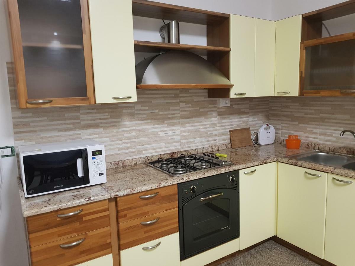 Апартаменты La Casa Di Laura Тортоли Экстерьер фото